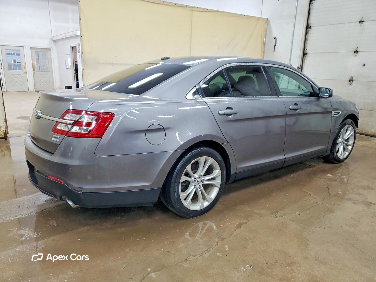 Ford Taurus 2013