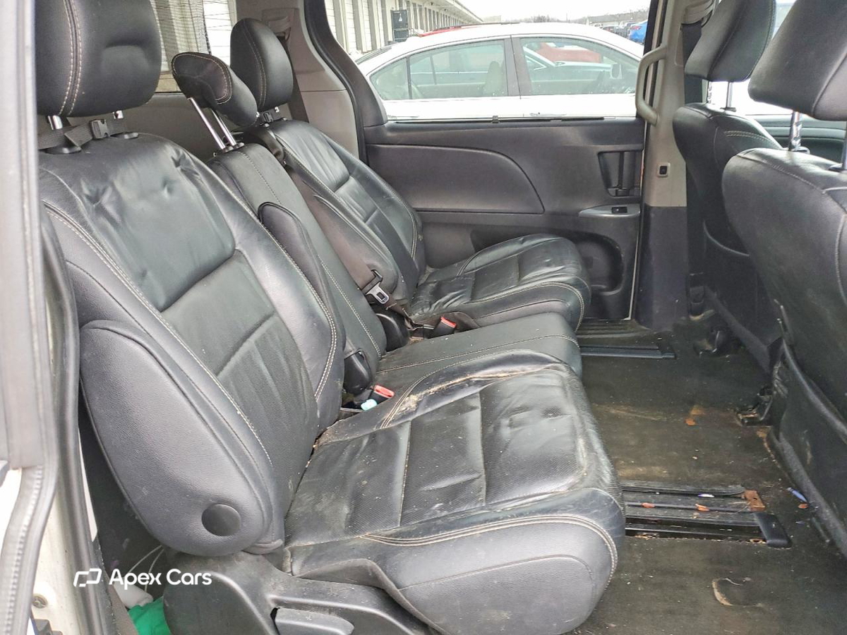 Toyota Sienna 2017