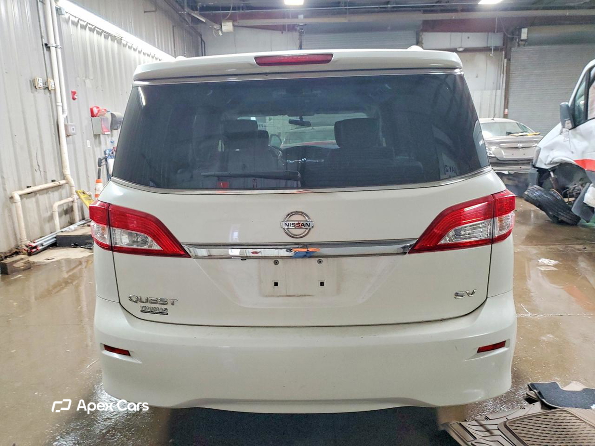 Nissan Quest 2013