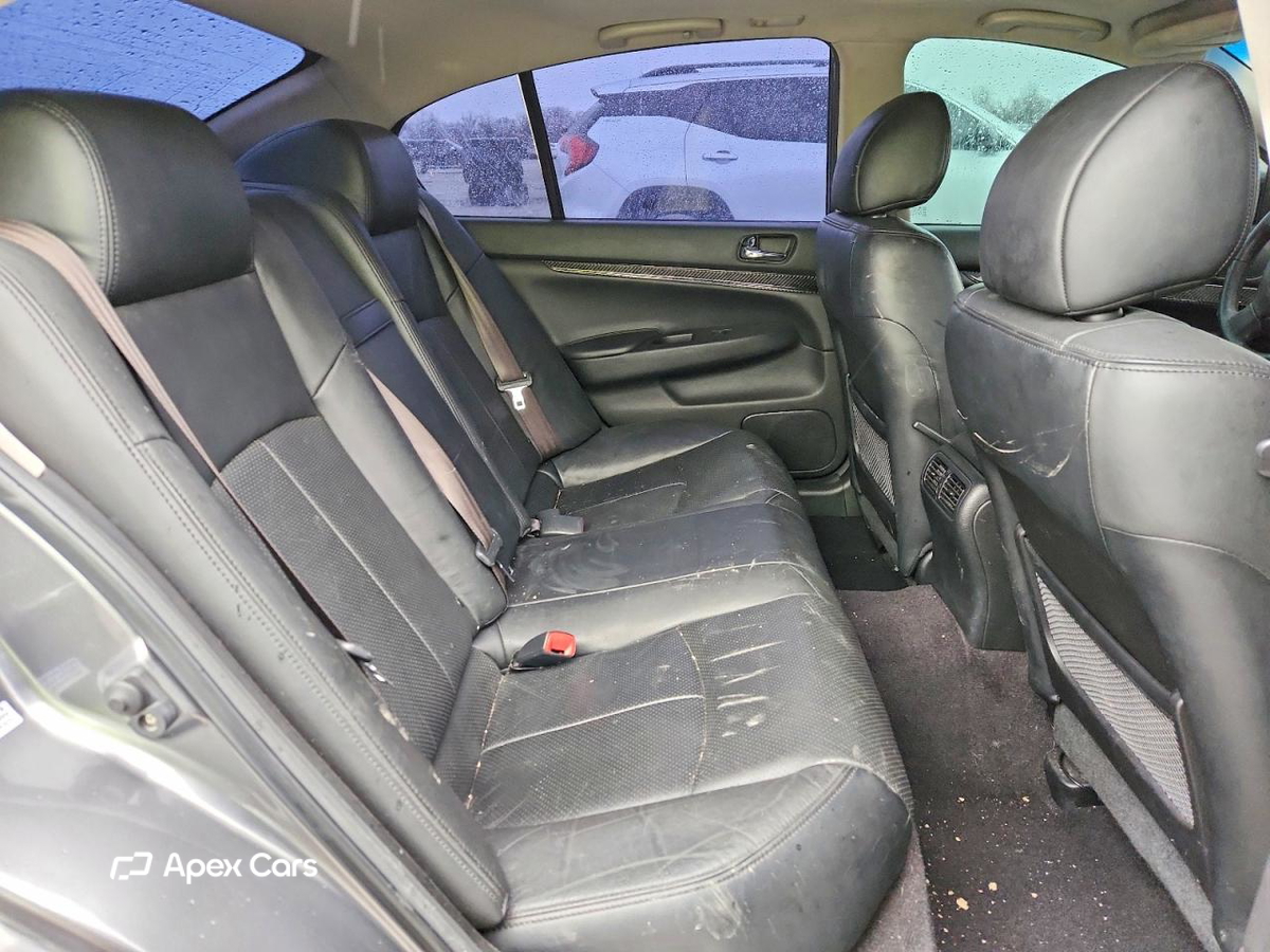 Infiniti G 2013