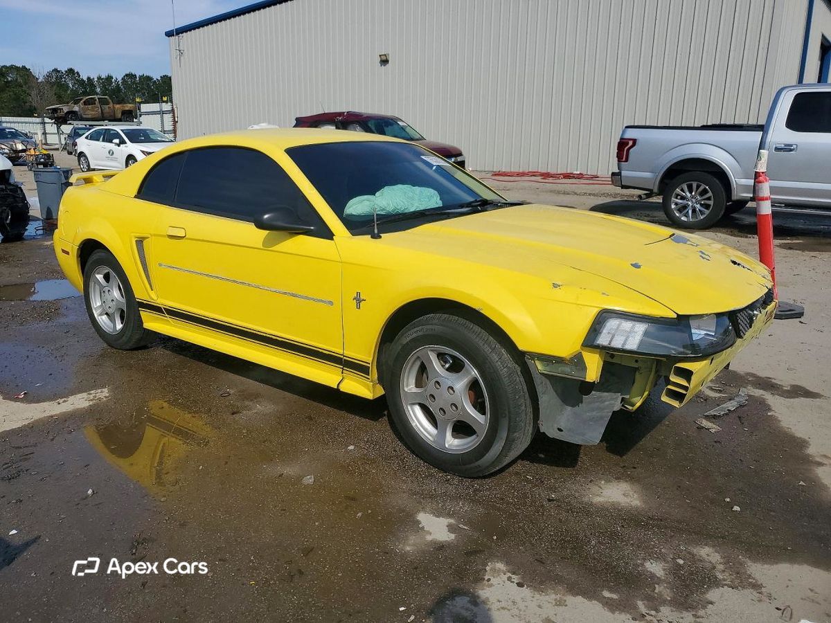 Ford Mustang 2003