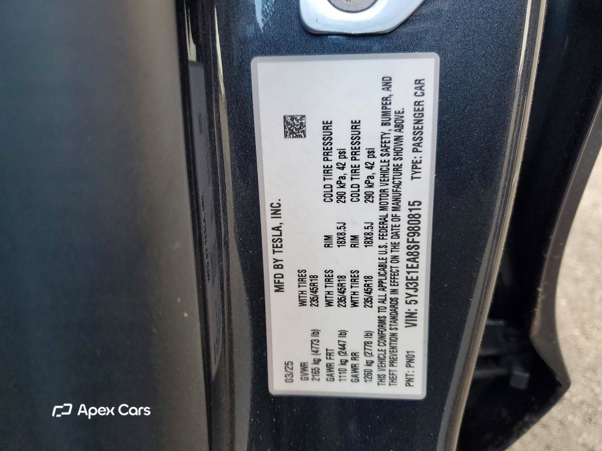 Tesla Model 3 2025