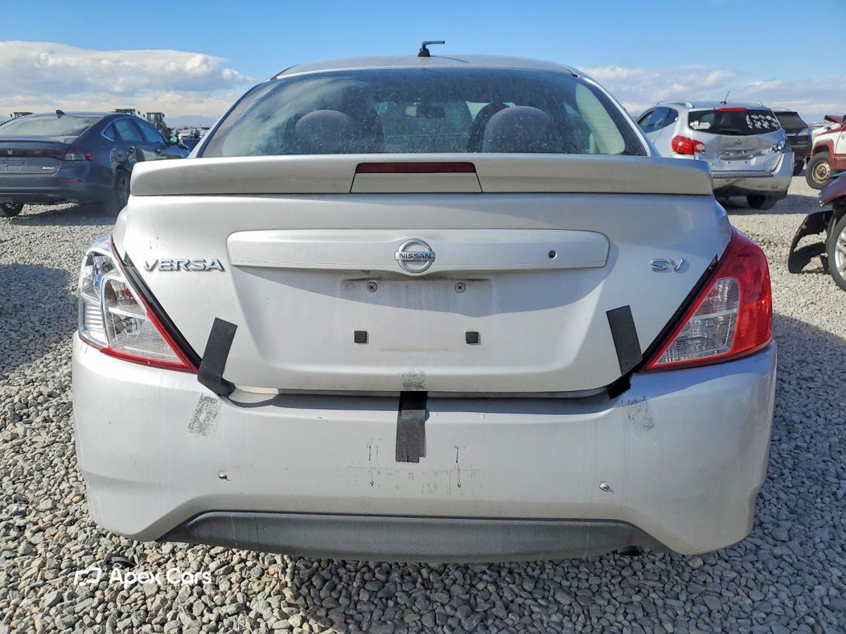 Nissan Versa 2017