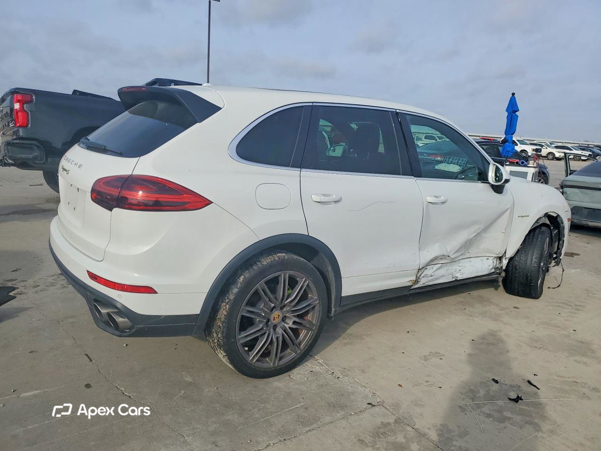 Porsche Cayenne 2016