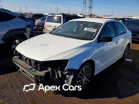 Volkswagen Jetta 2015 - Image 1 of 12