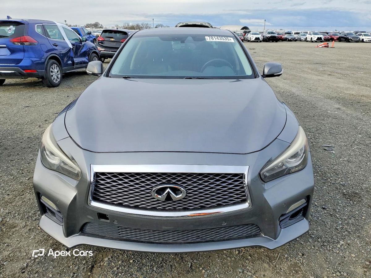 Infiniti Q50 2015