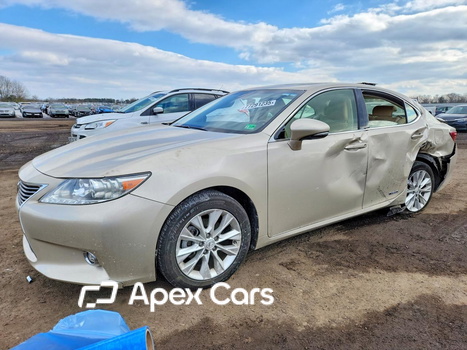 Lexus ES 2015 - Image 1 of 5