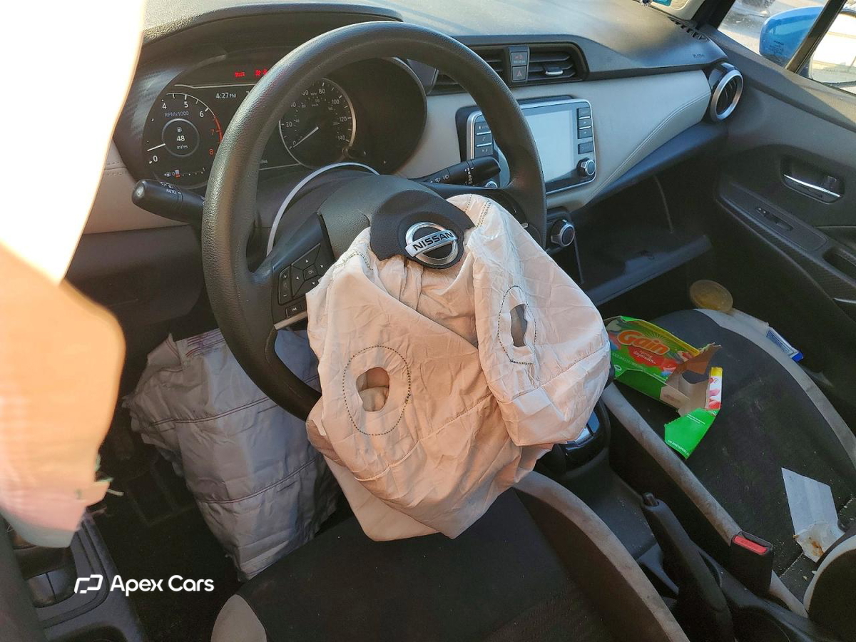 Nissan Versa 2020