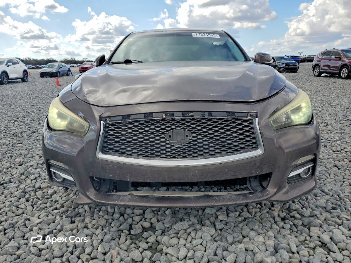 Infiniti Q50 2015