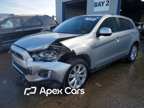 Mitsubishi Outlander 2015 - Image 1 of 13