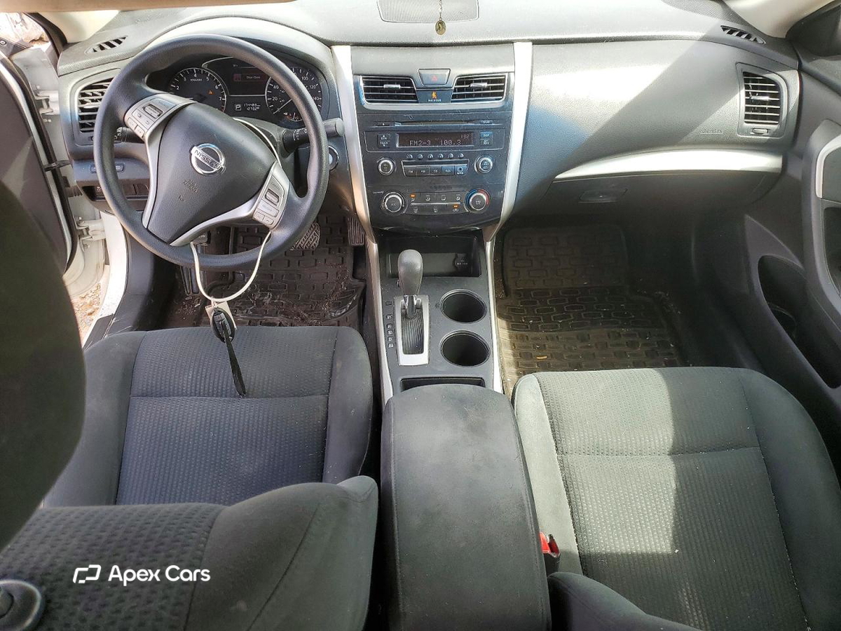 Nissan Altima 2015