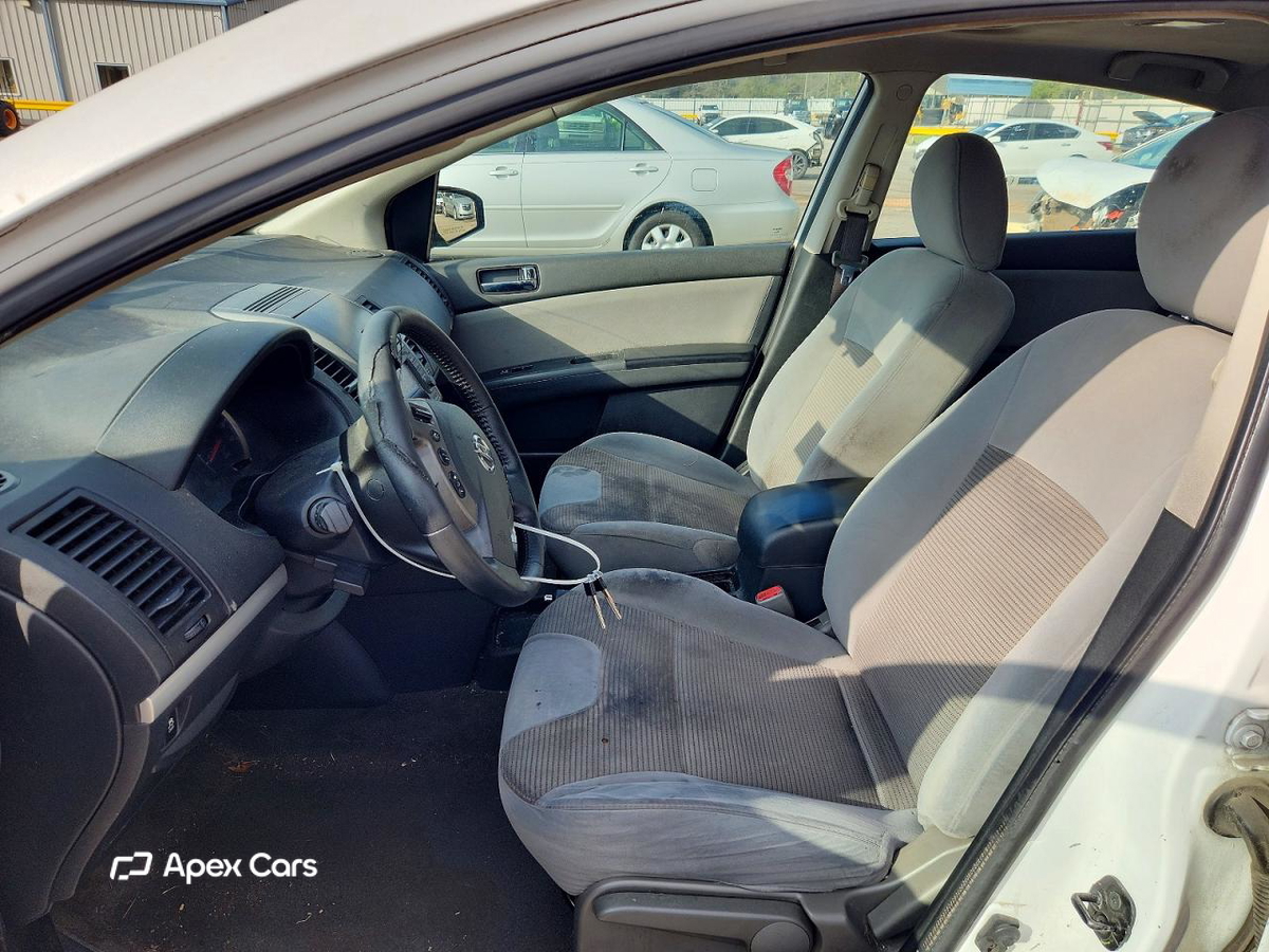 Nissan Sentra 2012