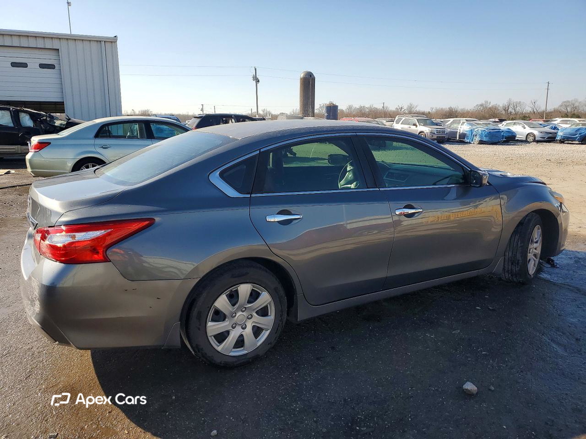 Nissan Altima 2017