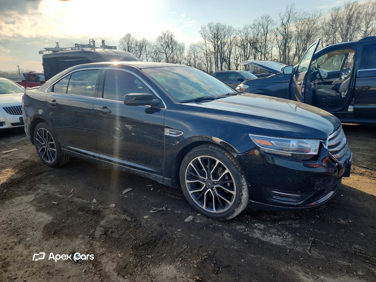 Ford Taurus 2017