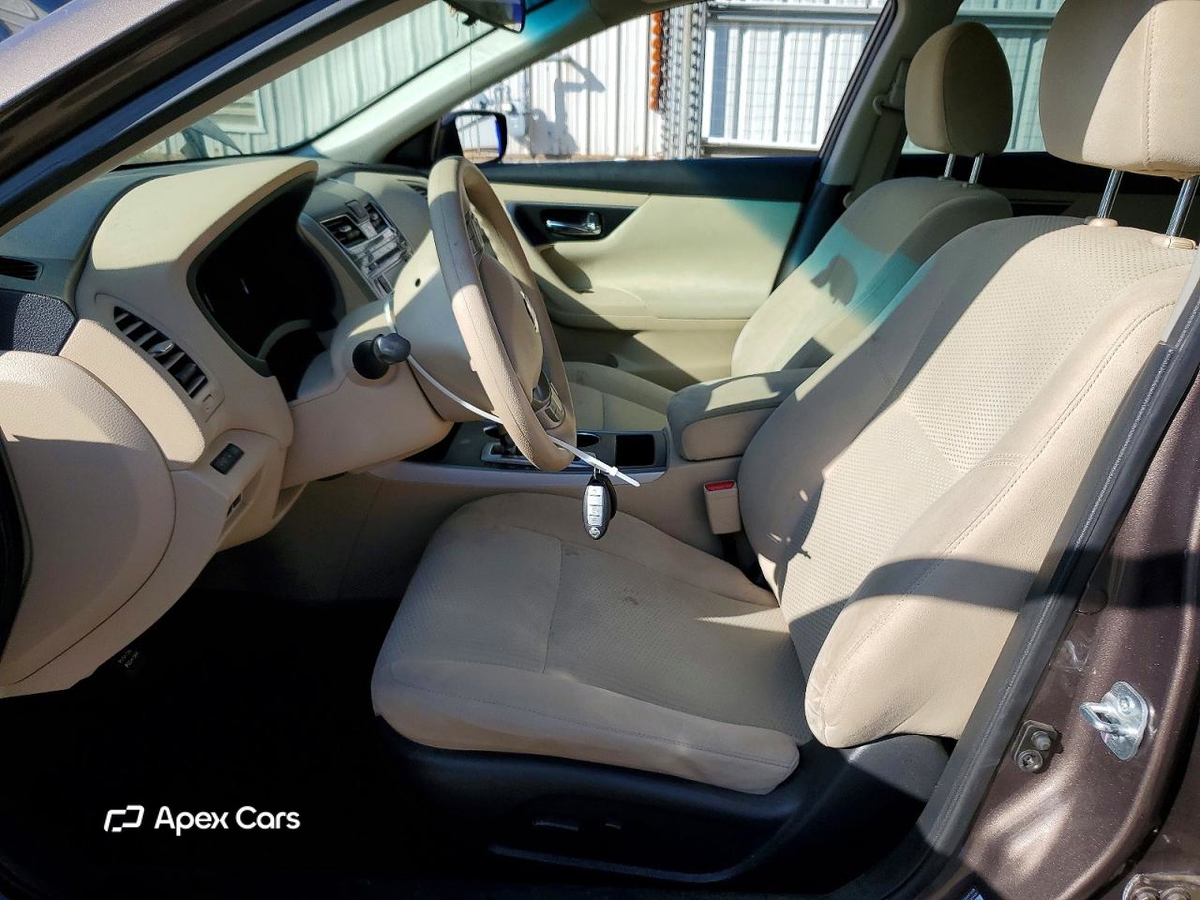 Nissan Altima 2015