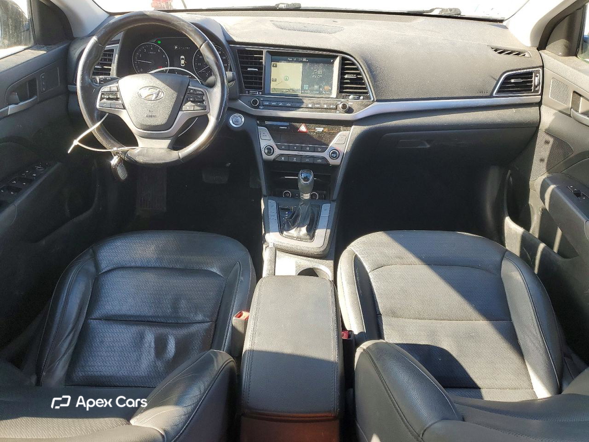 Hyundai Elantra 2017