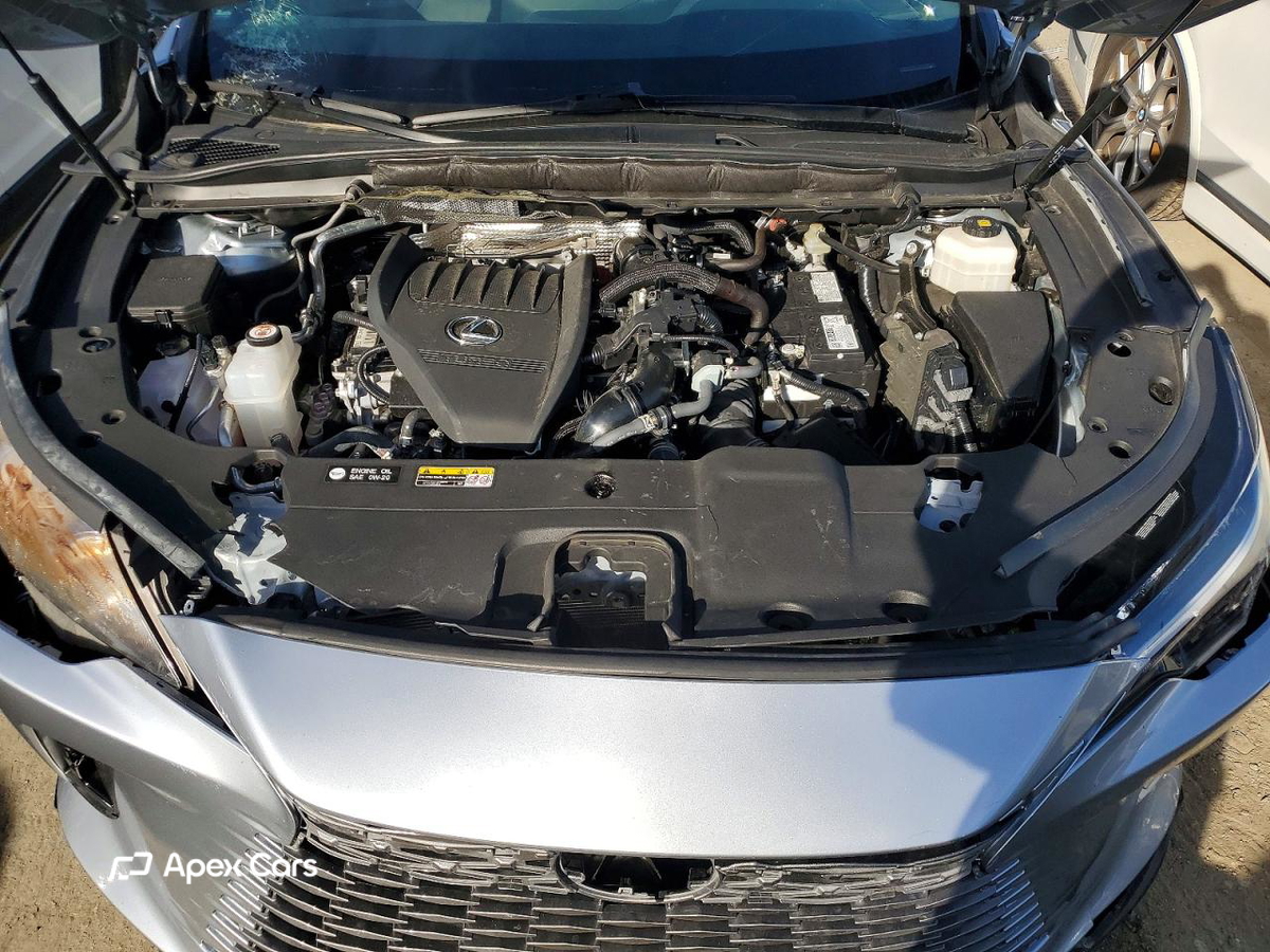 Lexus RX 2023