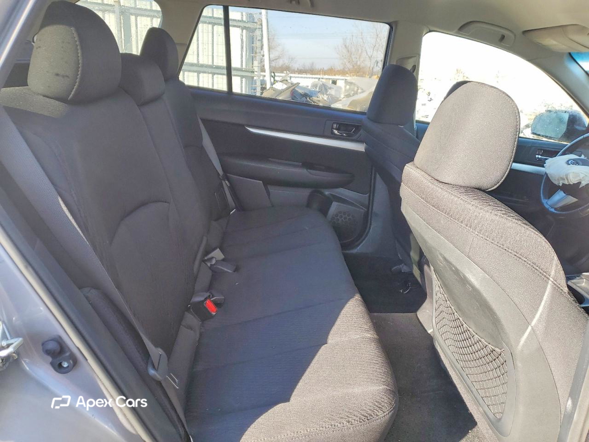 Subaru Outback 2010