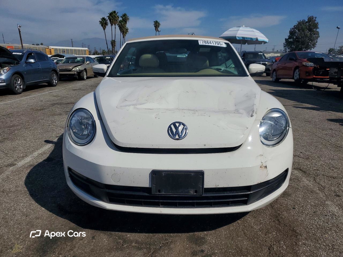 Volkswagen Beetle 2014