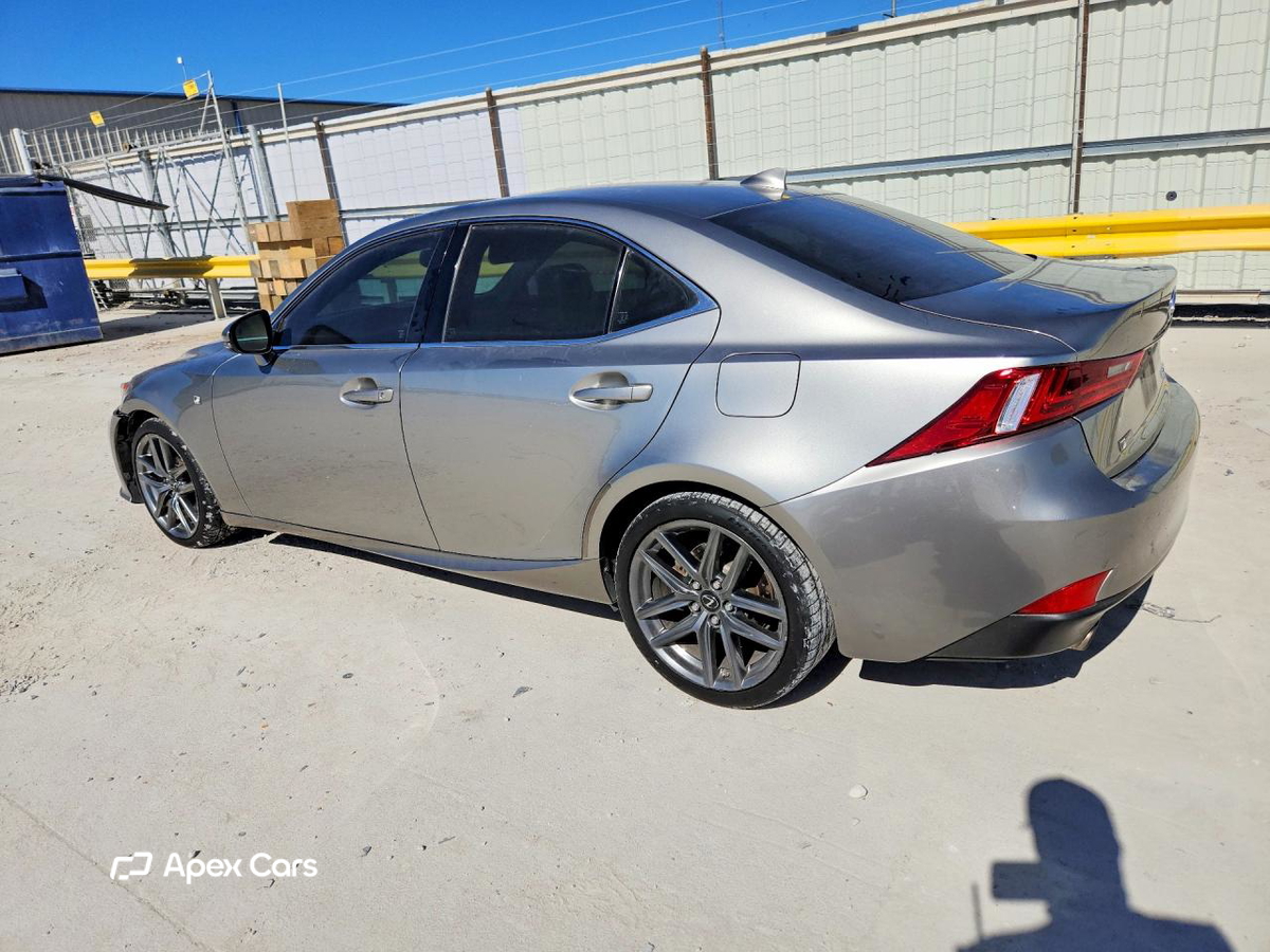 Lexus IS 2015