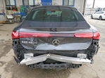 Mercedes-Benz  2022