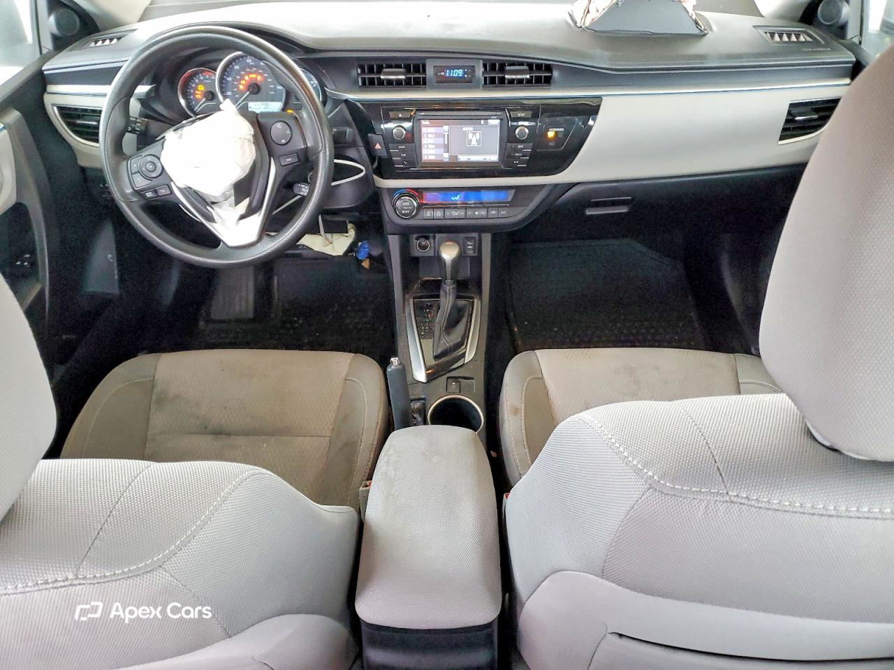 Toyota Corolla 2015