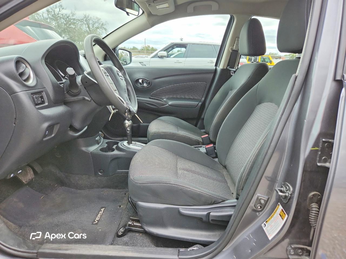Nissan Versa 2017