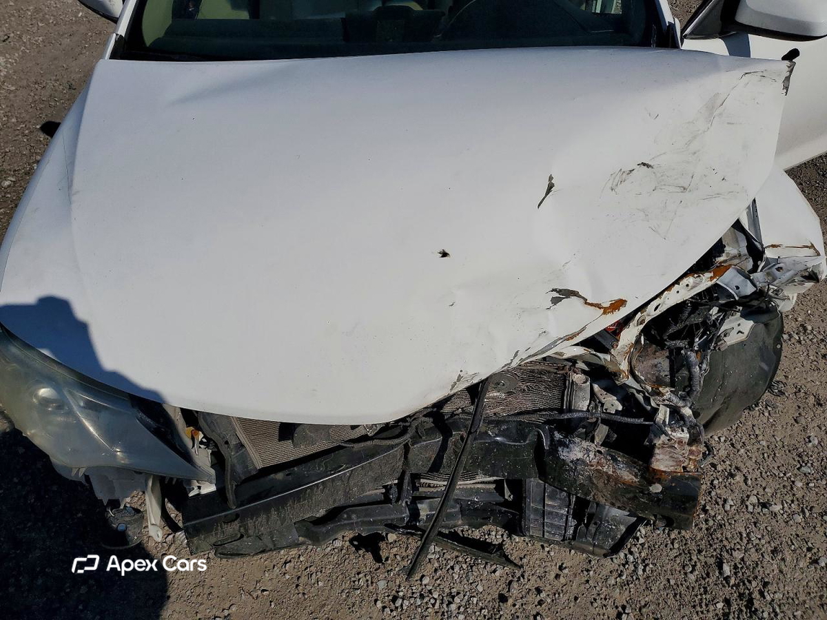 Toyota Camry 2012