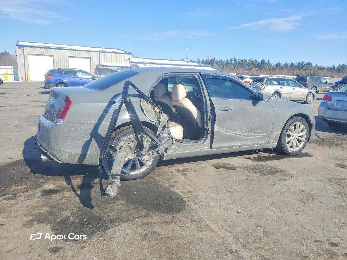 Chrysler 300 2017