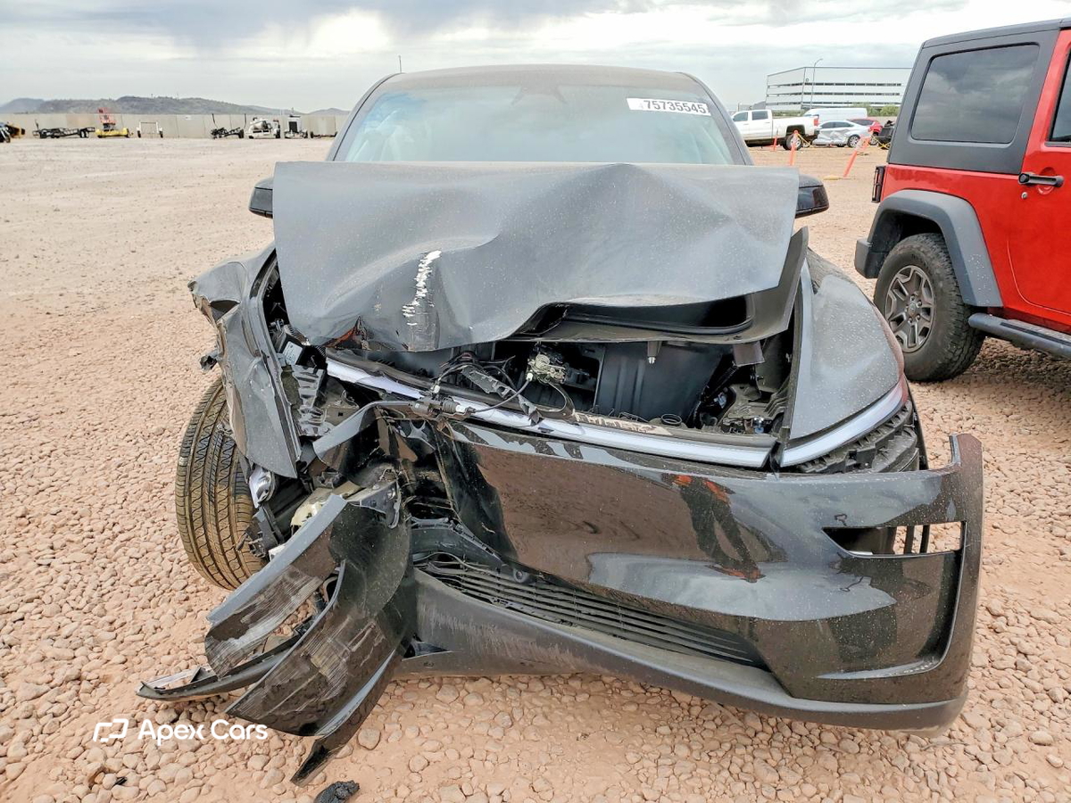 Tesla Model Y 2026