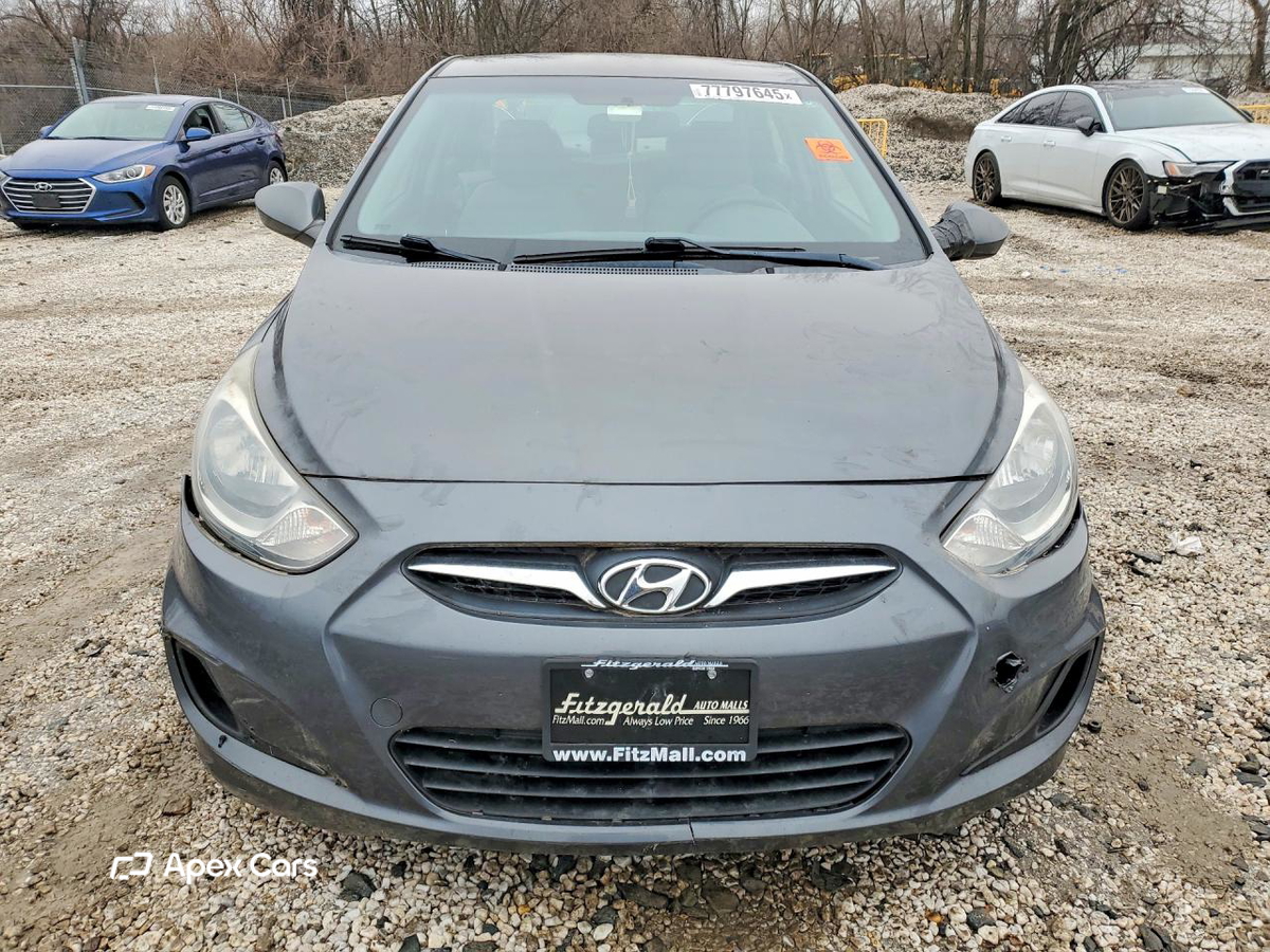 Hyundai Accent 2012