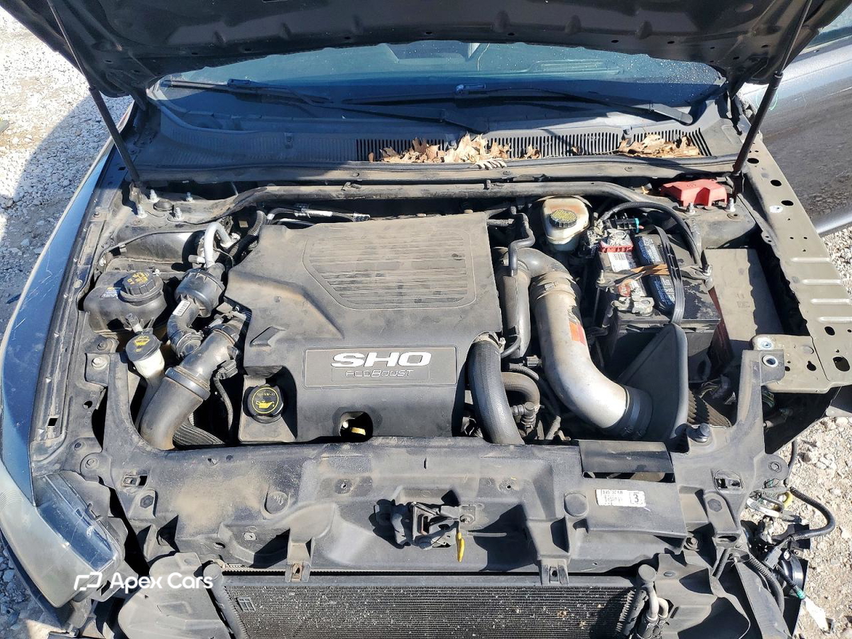 Ford Taurus 2015