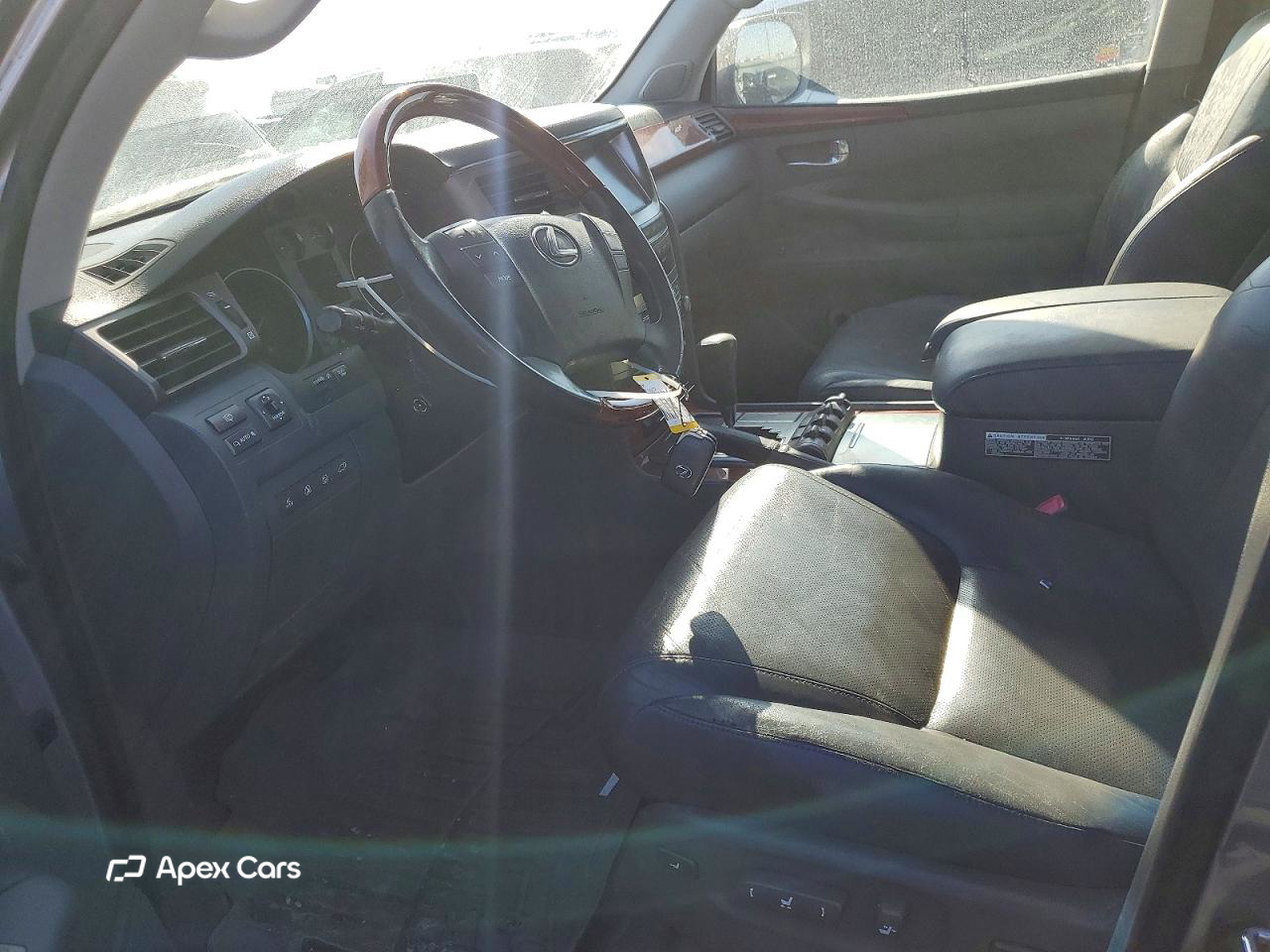 Lexus LX 2008