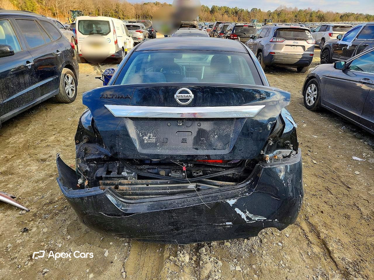 Nissan Altima 2015