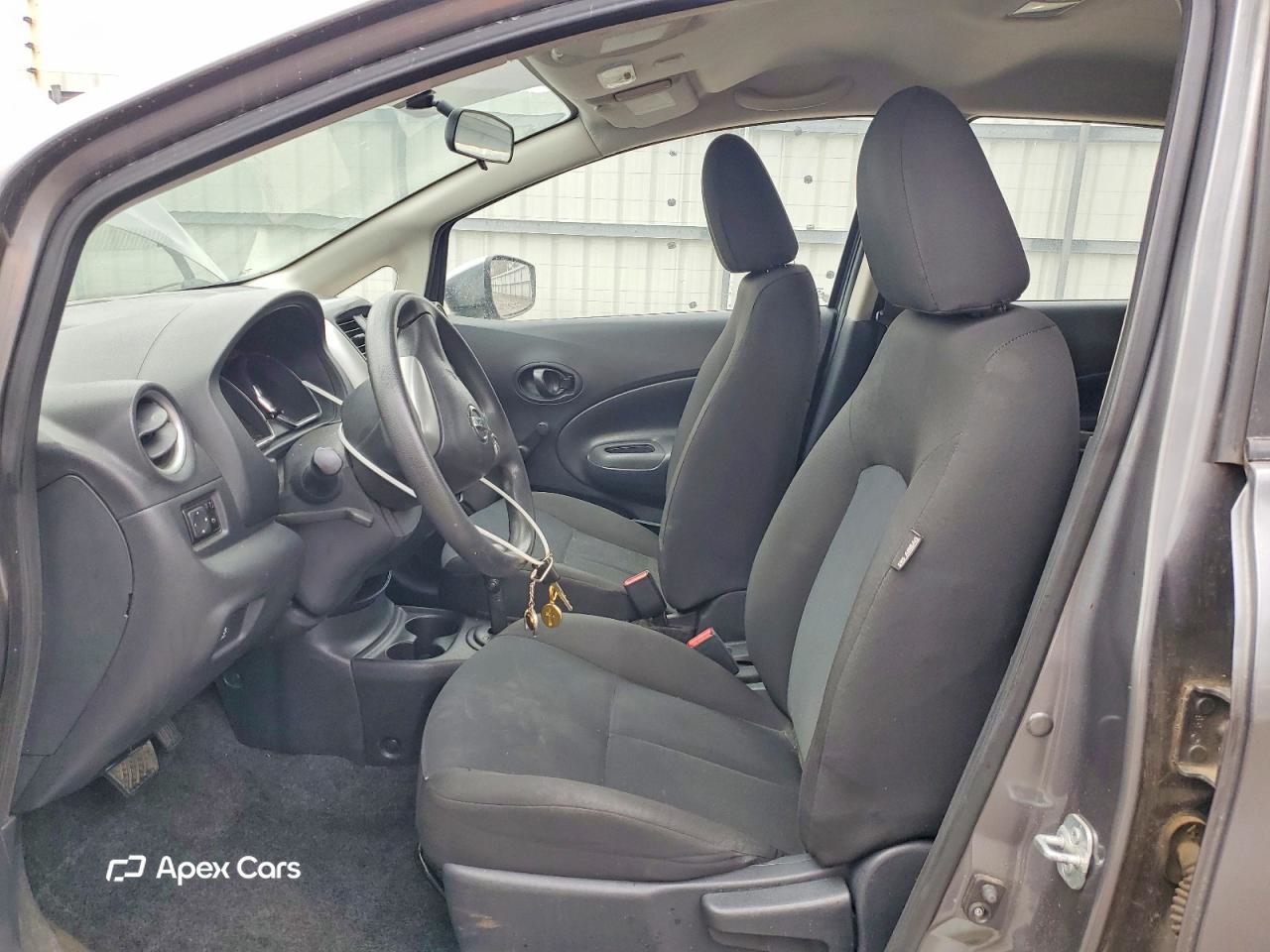 Nissan Versa 2016