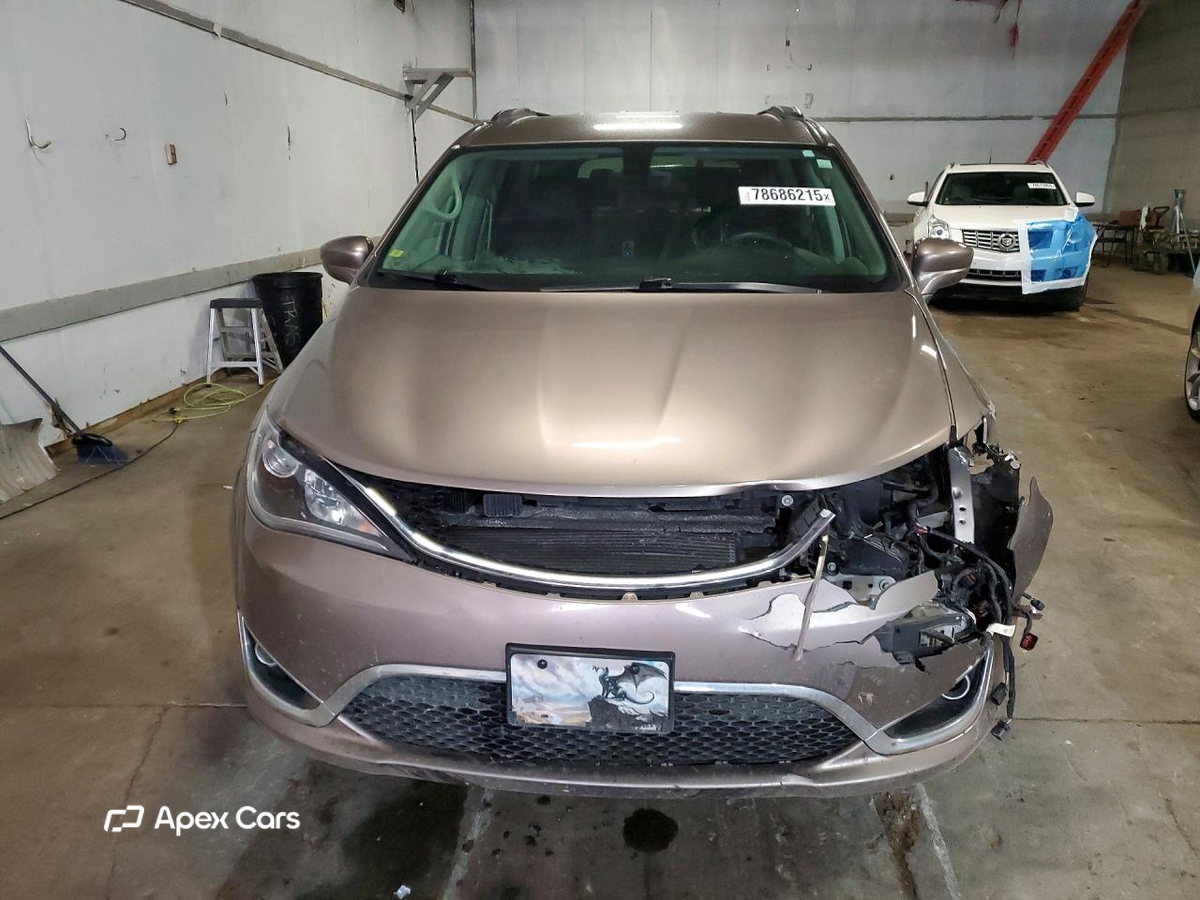 Chrysler Pacifica 2017