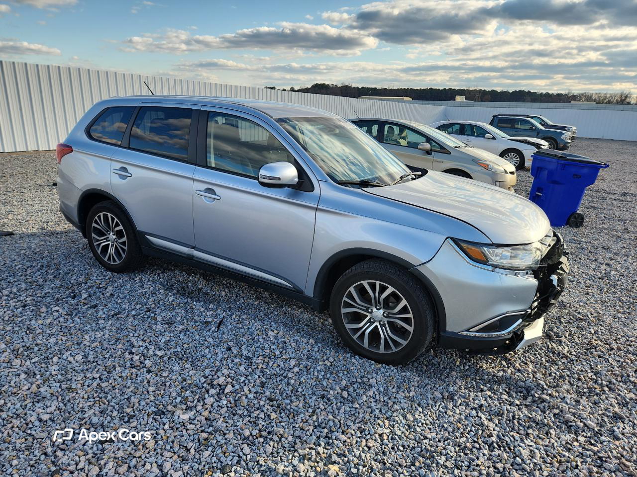 Mitsubishi Outlander 2016