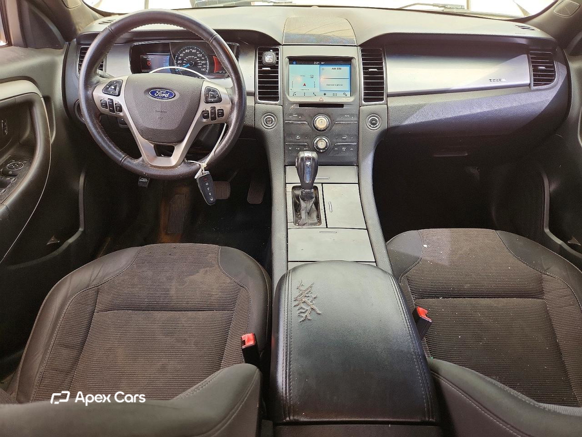 Ford Taurus 2016