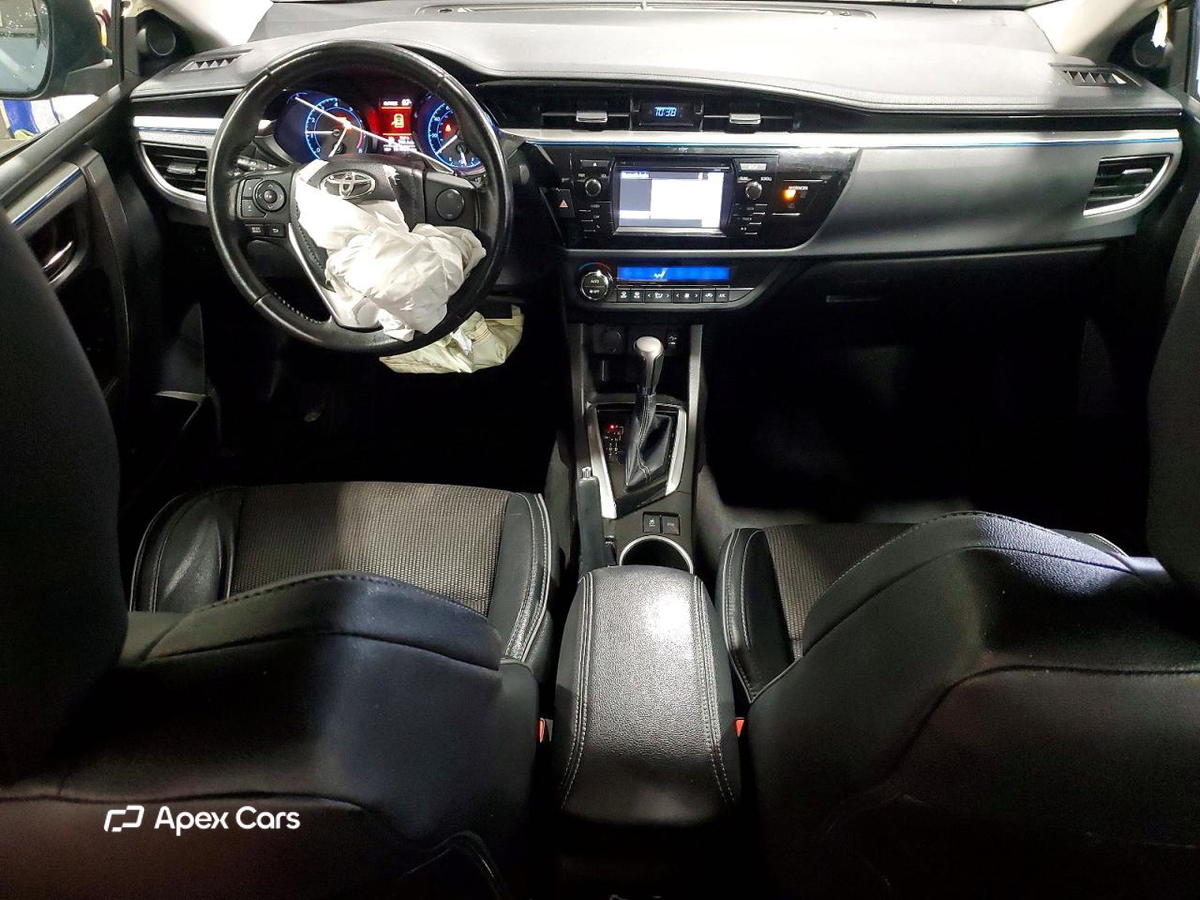 Toyota Corolla 2015
