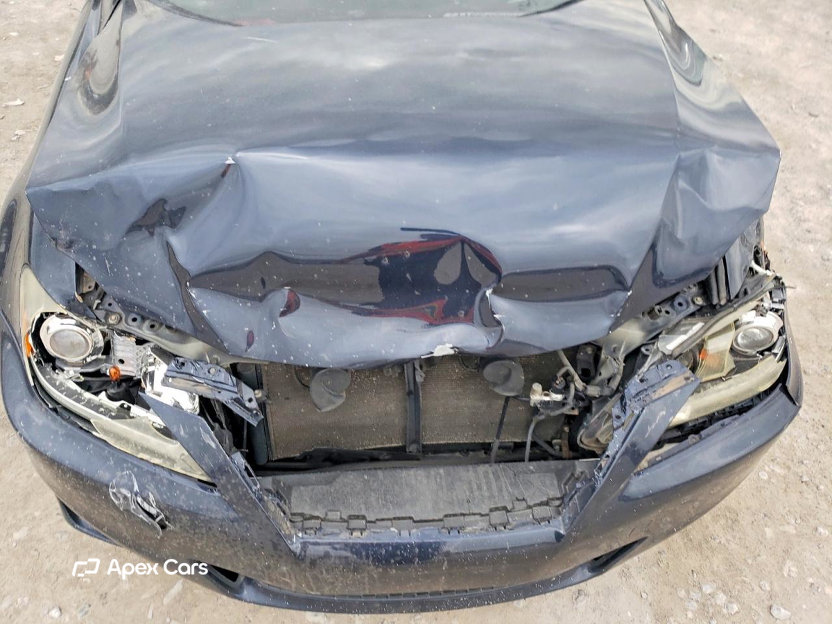 Lexus IS 2011