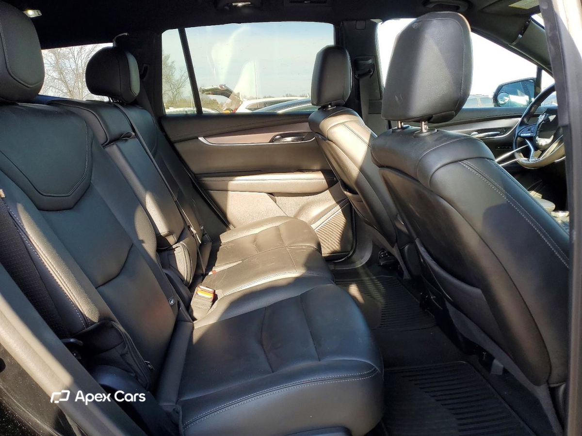 Cadillac XT6 2021