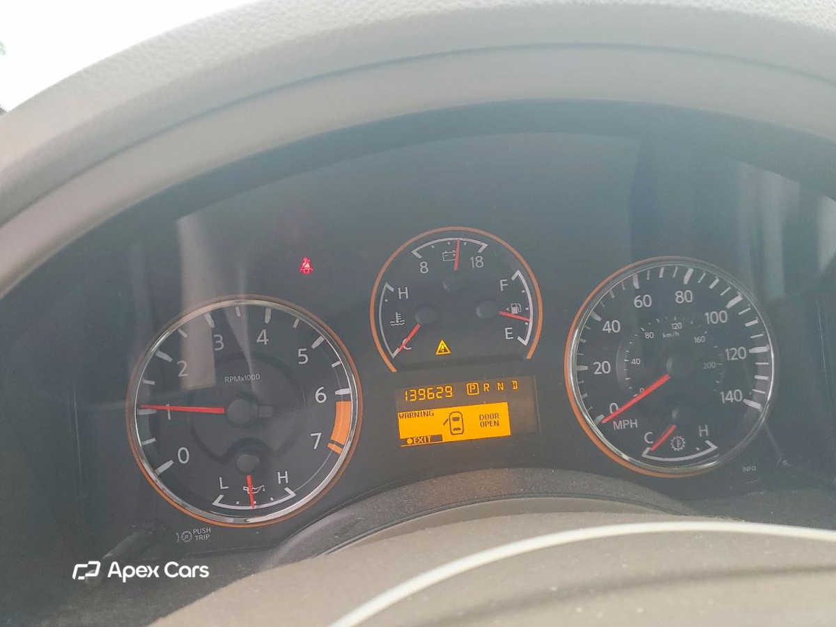 Nissan Armada 2015