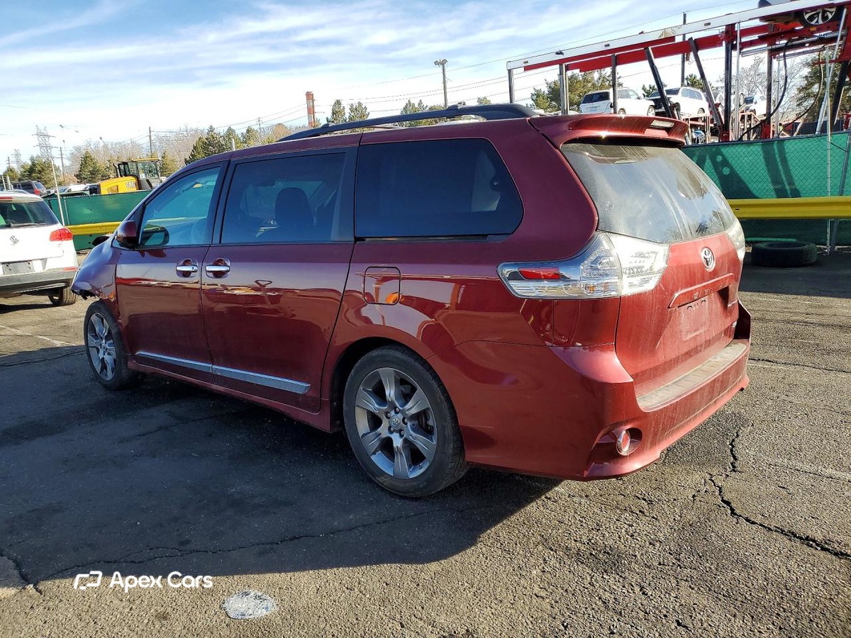 Toyota Sienna 2013