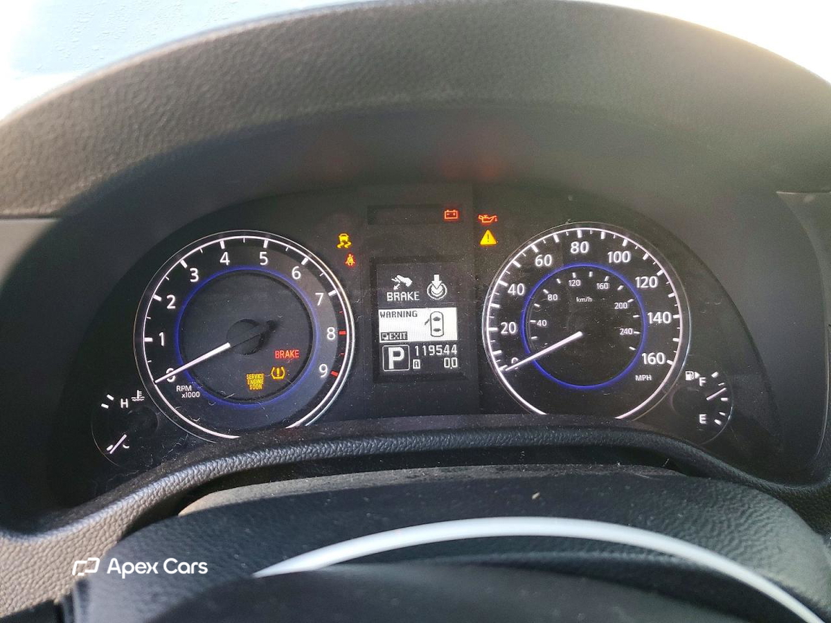 Infiniti Q40 2015