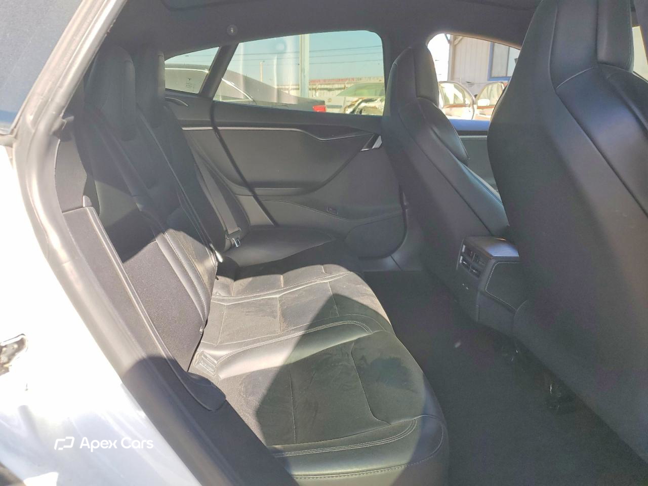 Tesla Model S 2019