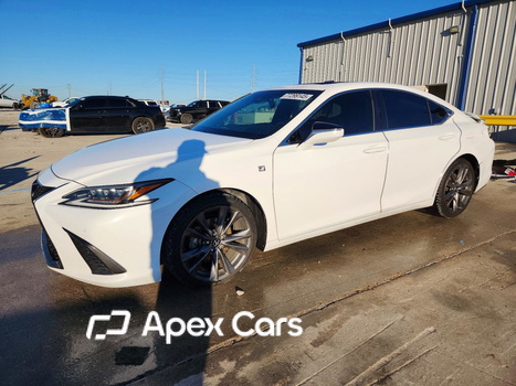 Lexus ES 2019 - Image 1 of 14