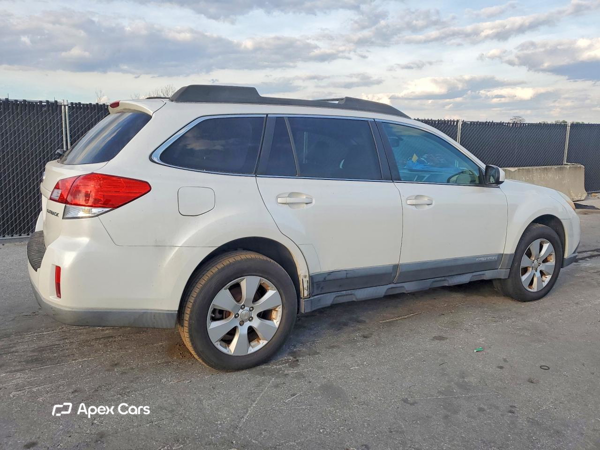 Subaru Outback 2010