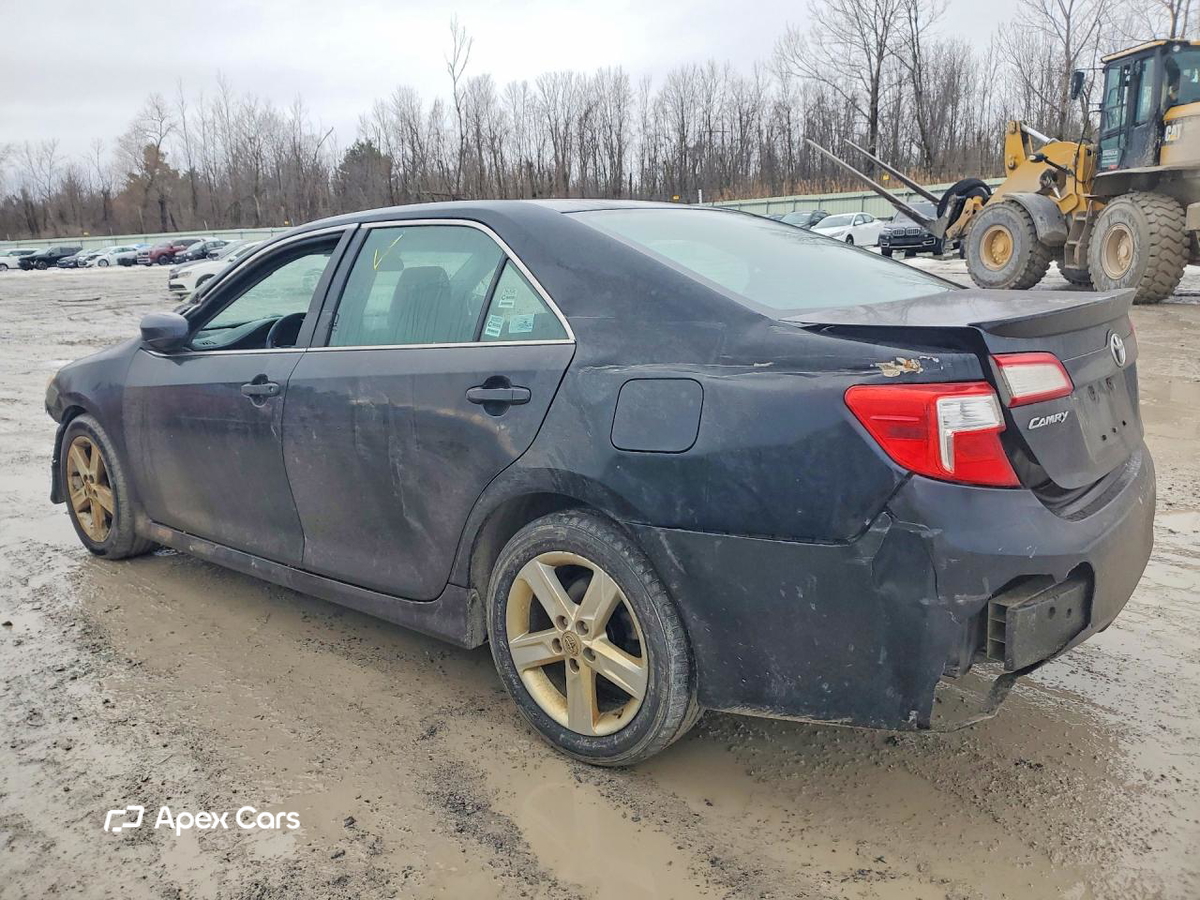 Toyota Camry 2012