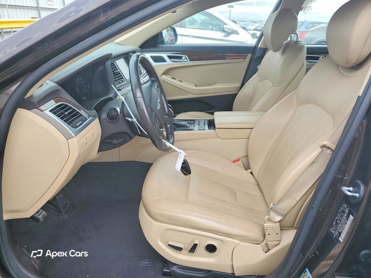 Hyundai Genesis 2015