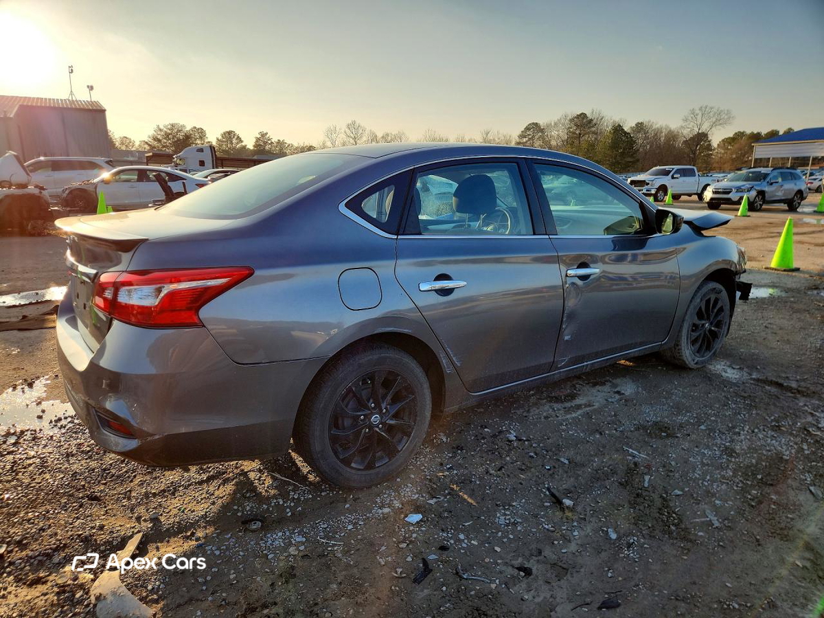 Nissan Sentra 2018